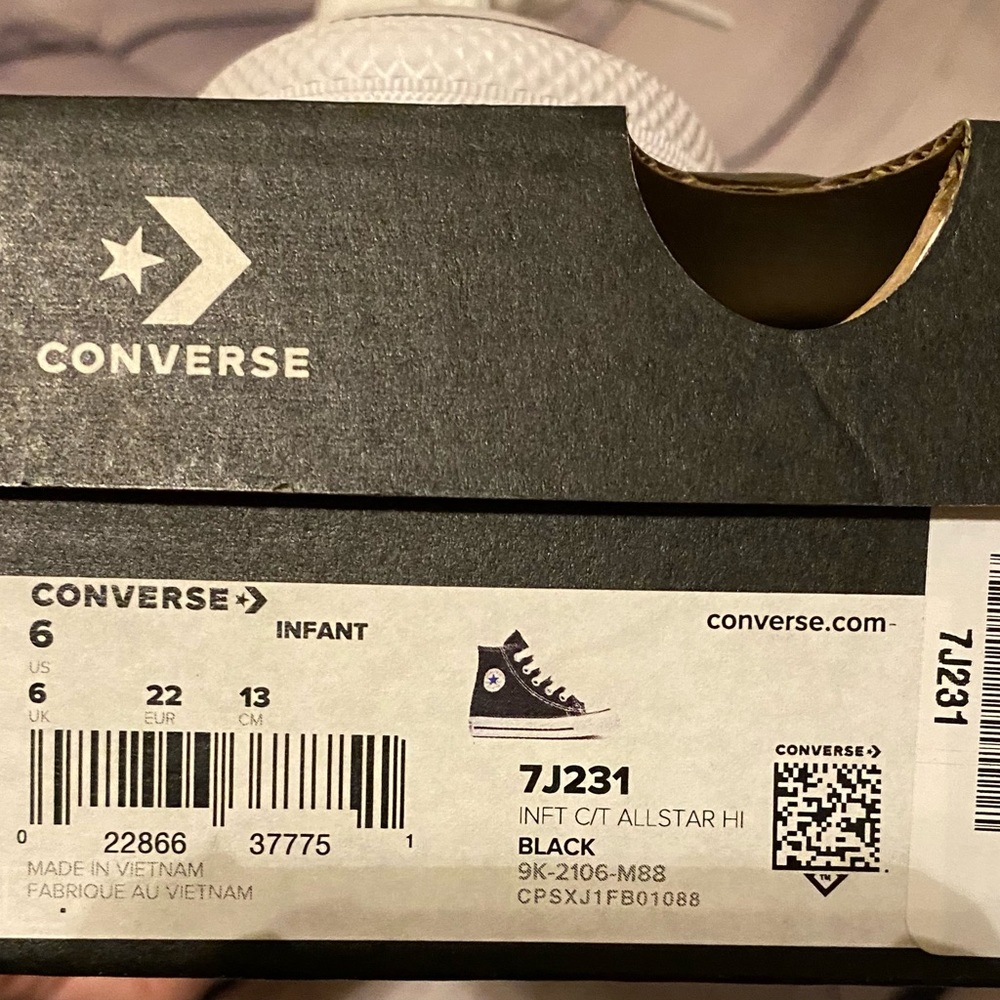 Baby Converse High Top Black and White Sneakers 0-6months - Picture 4 of 4